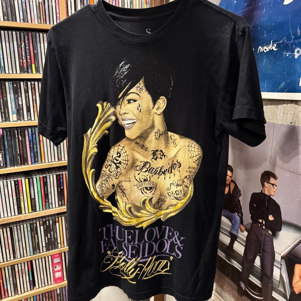True Love & False Idols Rihanna tee with tattooed graphic size Small